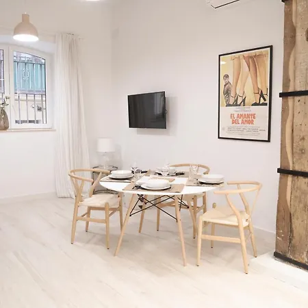 公寓 Nuevo Katu Kale Apartamentuak Centro Historico 吉塔里亚